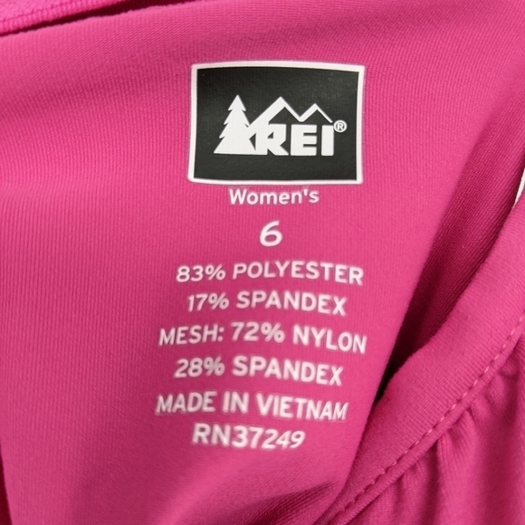 REI Women's Active Strappy Tank Racerback Floral 6 - Picture 9 of 9